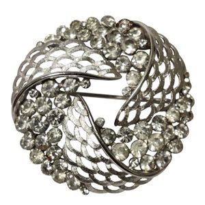 Vintage Crown Trifari Ice Clear Crystals Domed Swirl Pin Brooch